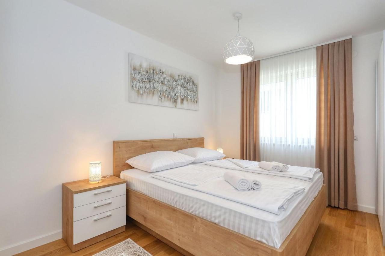 Apartments Luna With Free Parking ザダル エクステリア 写真