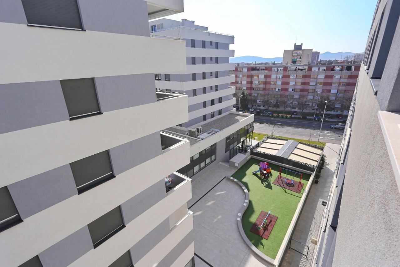 Apartments Luna With Free Parking ザダル エクステリア 写真